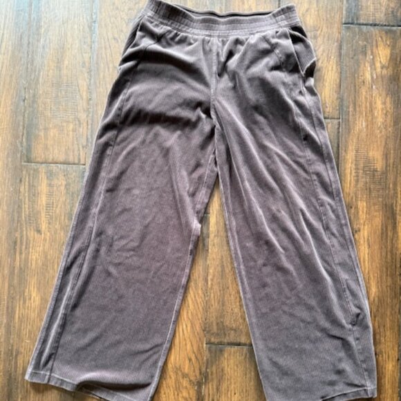 Lululemon Scuba Mid-Rise Wide-Leg Pant *Velvet Cord (Espresso) - Picture 1 of 3